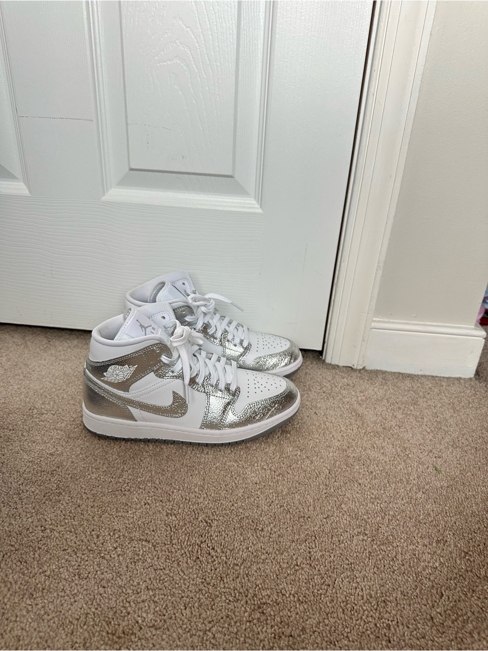 Jordan High-Top Sneakers in White and Silver - Picture 4 of 8